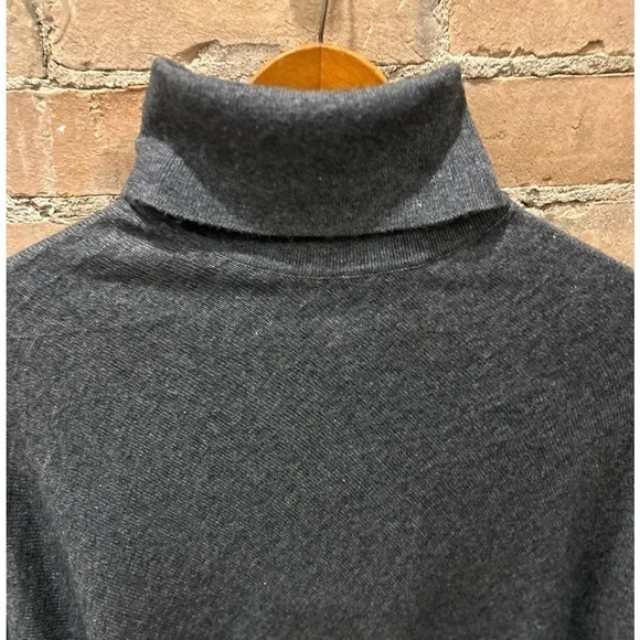 Hand knit NWT Grey Cashmere Poncho Sz M - Picture 9 of 9